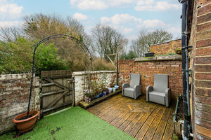 Photo 19- click for photo gallery